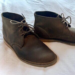 Amazing find: Classic Red Wing chukka boot in 100% full-grain leather